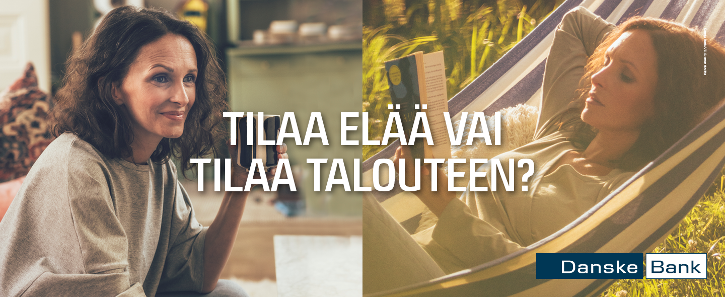 Danske Bankin mainosbannerissa nainen loikoilee riippumatossa ja juo kahvia