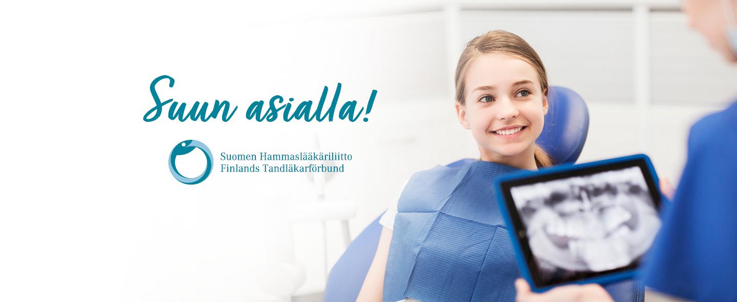 Potilasta hoidetaan hammaslääkärin vastaanotolla