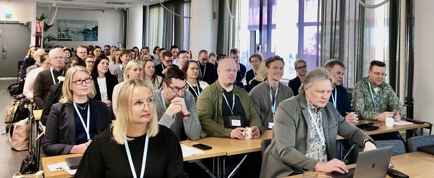 Hammaslääkäriliiton valtuutetut koolla kevätvaltuuston kokouksessa 8.5.2026