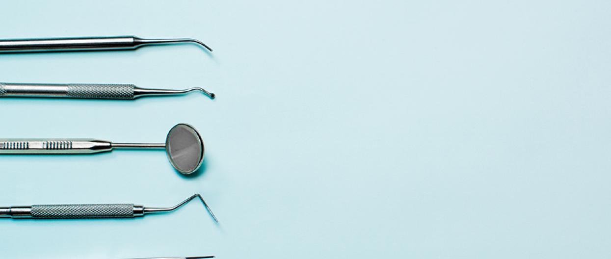 Hammaslääkärin instrumentteja