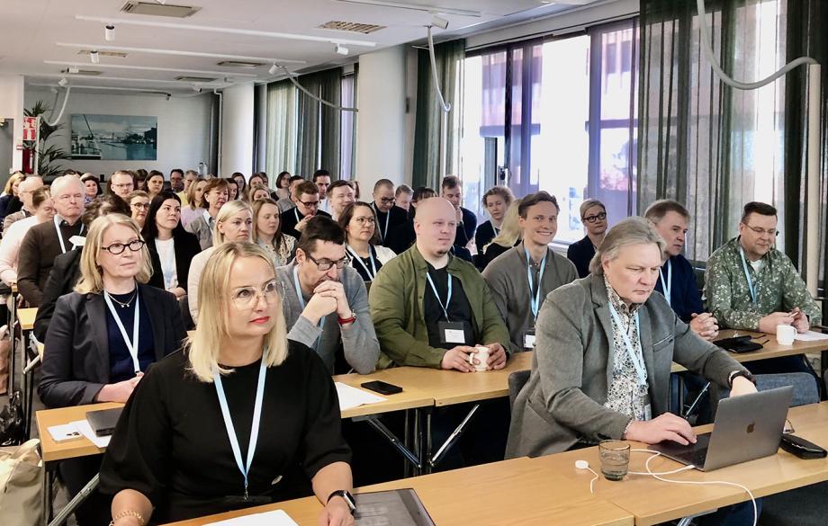 Hammaslääkäriliiton valtuutetut koolla kevätvaltuuston kokouksessa 8.5.2026